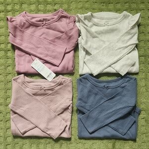 NWT Carter's Ribbed Long Sleeve Onesie Set 12 Months